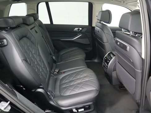 New 2026 BMW X7 xDrive40i image 23