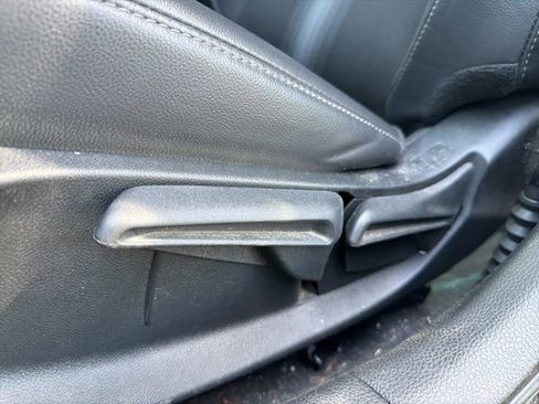 Used 2024 Honda Civic Sport image 11