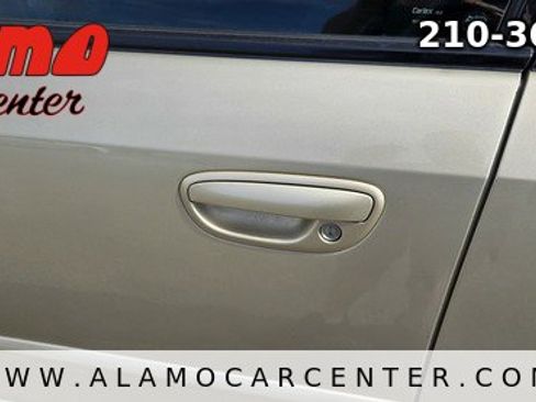 Used 2008 Subaru Outback 3.0R L.L. Bean image 10