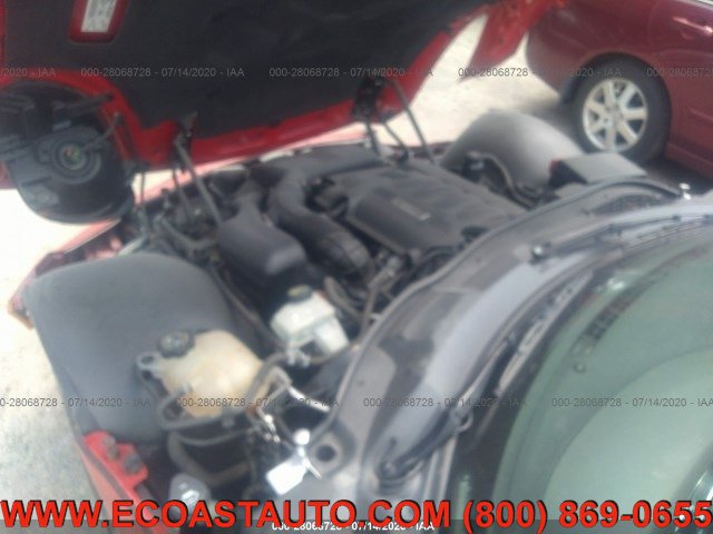Used 2006 Pontiac Solstice Convertible w/ Premium Package RWD image 6
