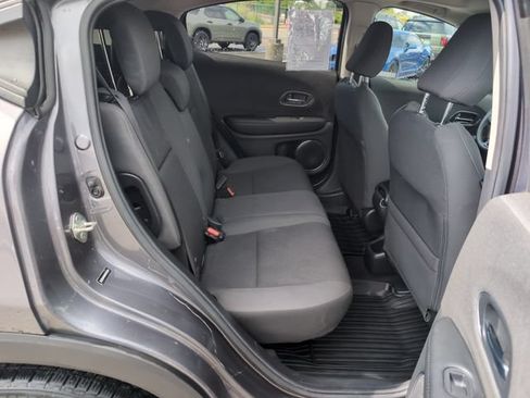 Used 2019 Honda HR-V EX image 12