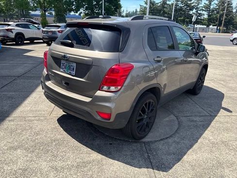 Used 2022 Chevrolet Trax LT w/ Sport Edition AWD/4WD image 8