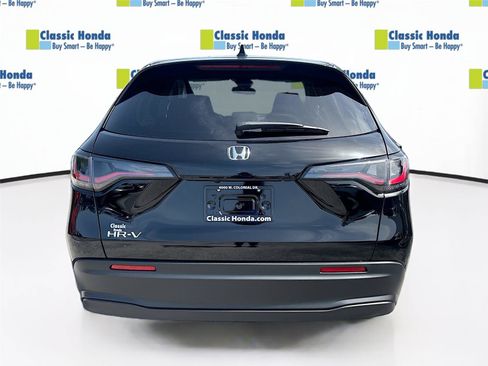 Certified 2026 Honda HR-V LX image 4