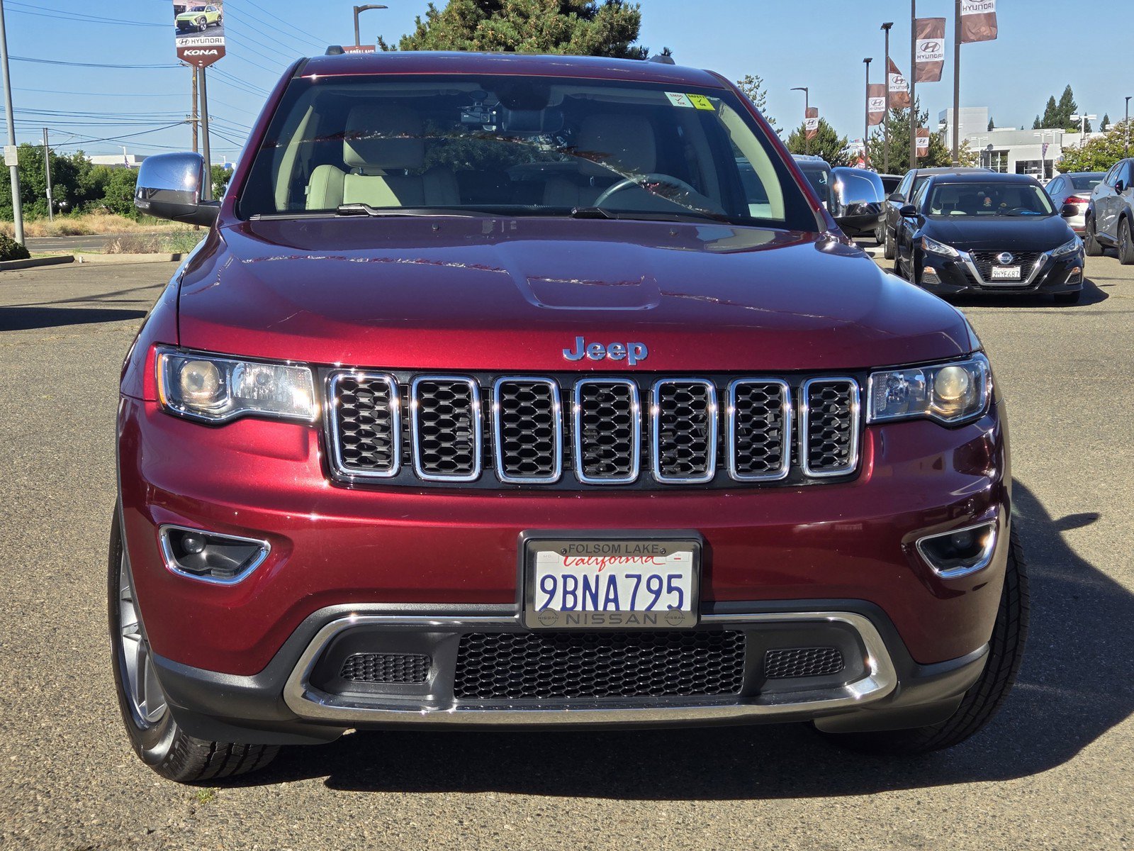 Used 2021 Jeep Grand Cherokee Limited w/ Luxury Group II AWD/4WD image 2