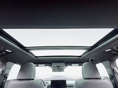 Used 2025 Ford Explorer ST image 20