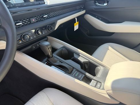 New 2025 Honda Accord SE image 13