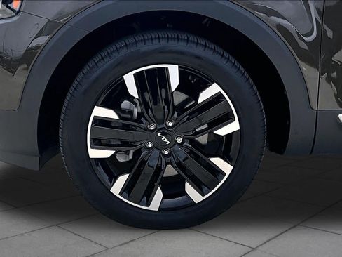 Used 2024 Kia Telluride SX FWD image 10