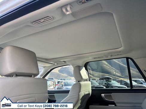 Used 2025 Ford Expedition Max Platinum w/ Driver's Package image 22