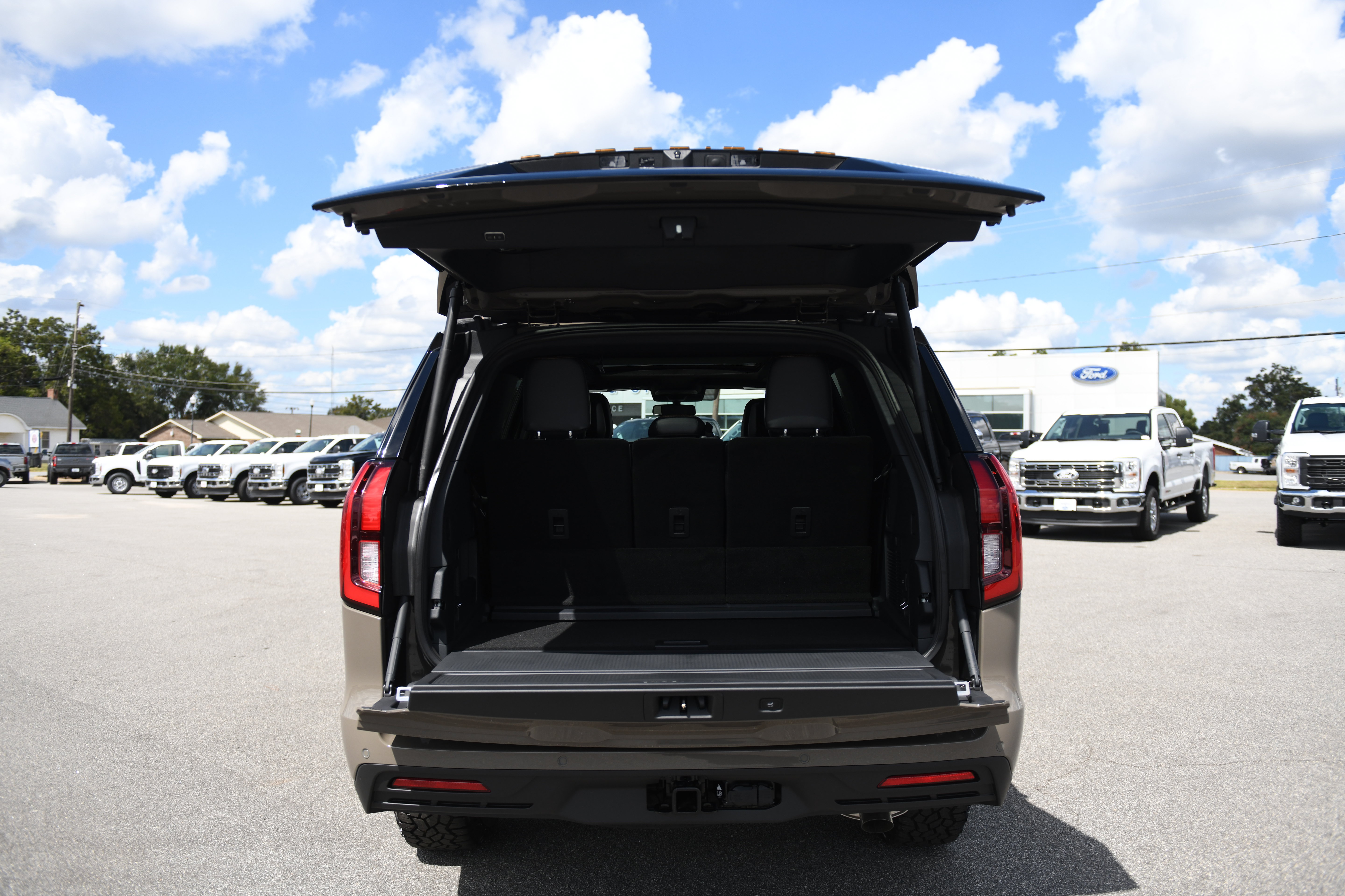 New 2027 Ford Expedition Tremor w/ Driver's Package AWD/4WD image 17