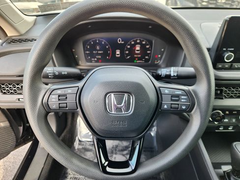 Used 2023 Honda Accord LX image 9