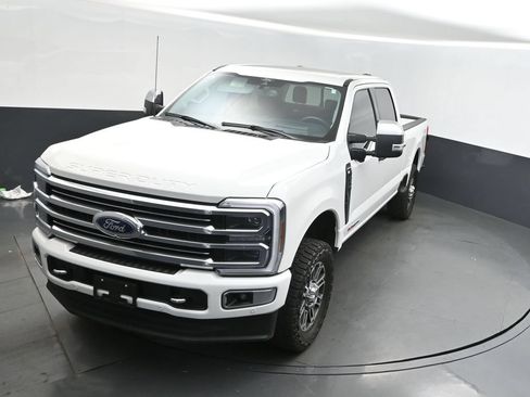 Used 2024 Ford F250 Limited w/ FX4 Off-Road Package AWD/4WD image 15