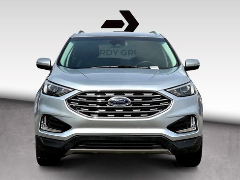 Used 2020 Ford Edge Titanium AWD/4WD image 3
