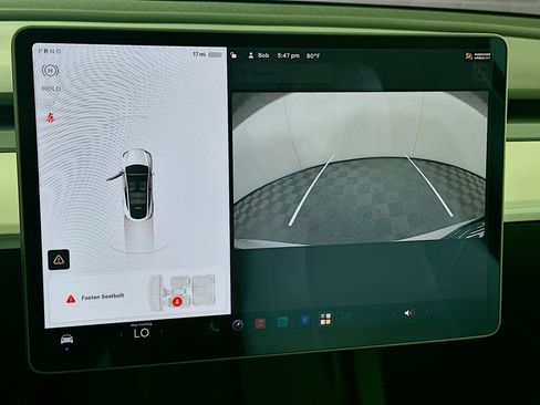 Used 2022 Tesla Model Y Long Range AWD/4WD image 21