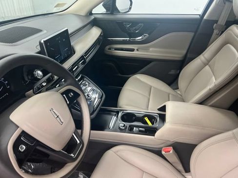 Certified 2022 Lincoln Corsair AWD w/ Equipment Group 101A image 22