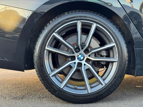 Used 2021 BMW 330i xDrive Sedan w/ Premium Package image 16