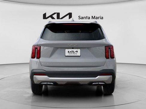 New 2026 Kia Sorento S image 5
