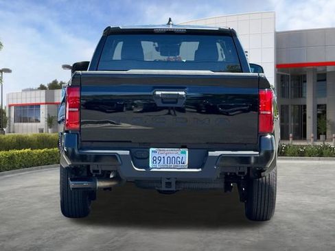 Used 2025 Toyota Tacoma SR5 RWD image 5