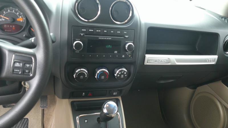 Used 2014 Jeep Compass Sport w/ Power Value Group FWD image 7
