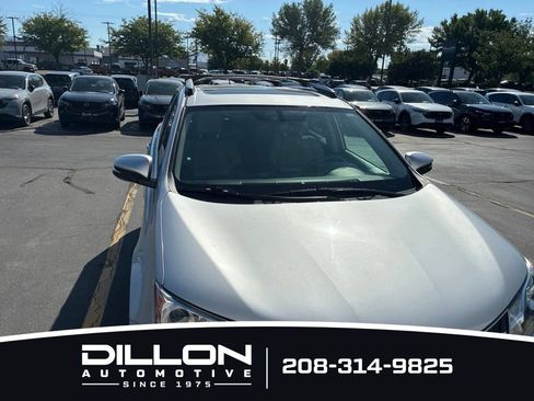 Used 2015 Toyota RAV4 Limited AWD/4WD image 8