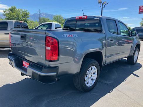 Used 2022 Chevrolet Colorado LT w/ Luxury Package image 4