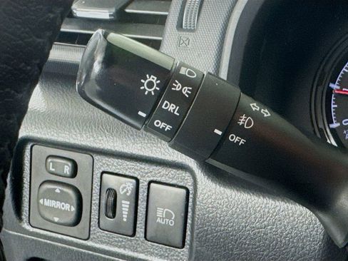 Used 2021 Toyota 4Runner SR5 Premium image 12