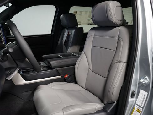 New 2026 Toyota Tundra SR5 image 28