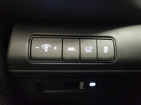 Used 2023 Hyundai Santa Fe SEL w/ Premium Package image 11