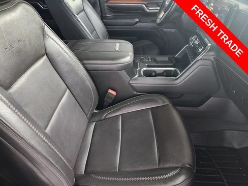 Used 2024 GMC Sierra 2500 Denali w/ Denali Reserve Package AWD/4WD image 12
