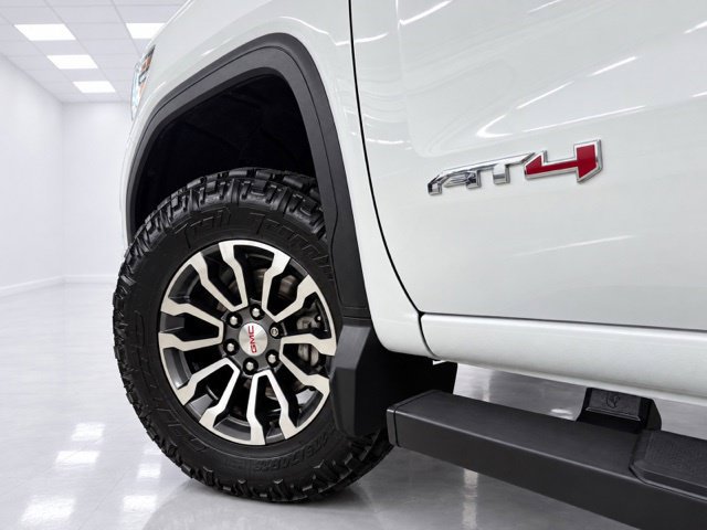 Used 2019 GMC Sierra 1500 AT4 w/ AT4 Premium Package AWD/4WD image 9