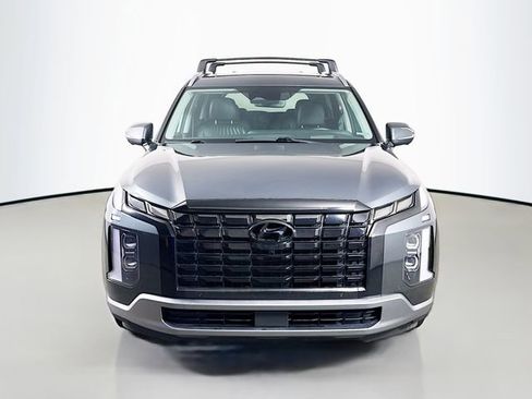 Used 2023 Hyundai Palisade Limited image 4