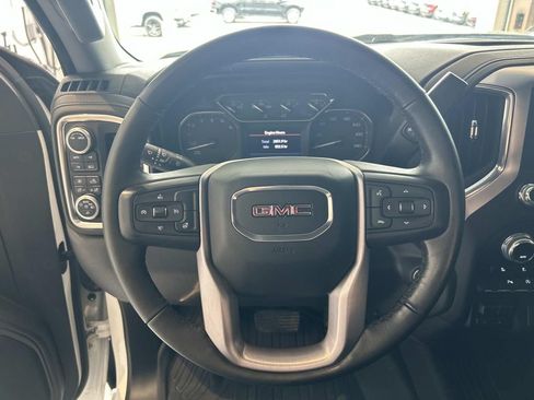 Certified 2020 GMC Sierra 1500 Elevation w/ Elevation Value Package AWD/4WD image 19