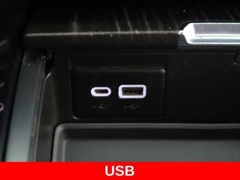 Used 2022 GMC Yukon XL Denali w/ Max Trailering Package AWD/4WD image 26
