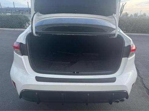 Used 2024 Toyota Corolla SE image 5