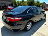 Used 2016 Toyota Camry SE image 5