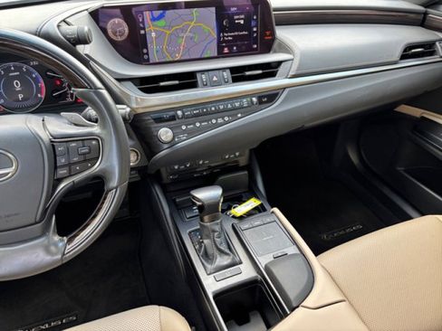 Used 2021 Lexus ES 350 w/ Premium Package image 14