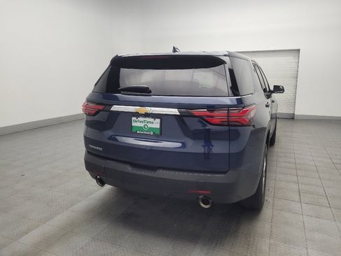 Used 2023 Chevrolet Traverse LS image 9