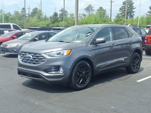 Used 2022 Ford Edge SEL w/ Convenience Package AWD/4WD image 3