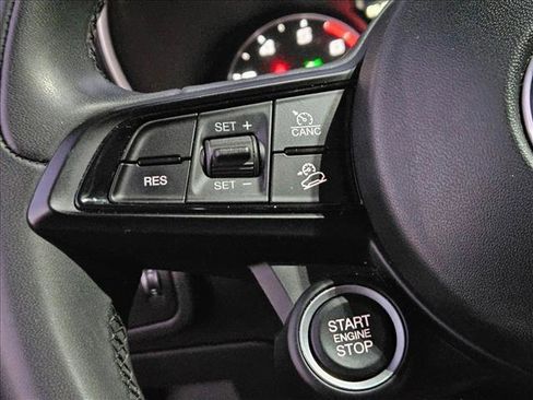 Used 2021 Alfa Romeo Stelvio Sprint image 12