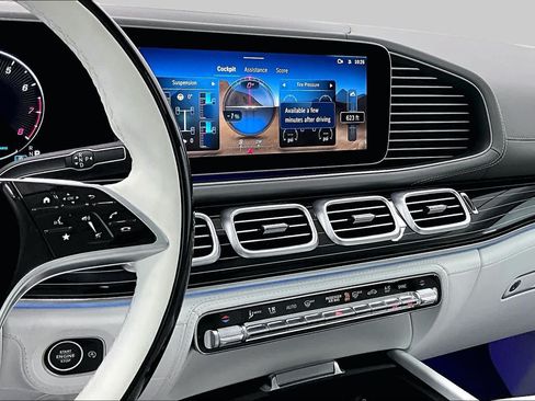 Used 2026 Mercedes-Benz Maybach GLS 600 4MATIC image 7
