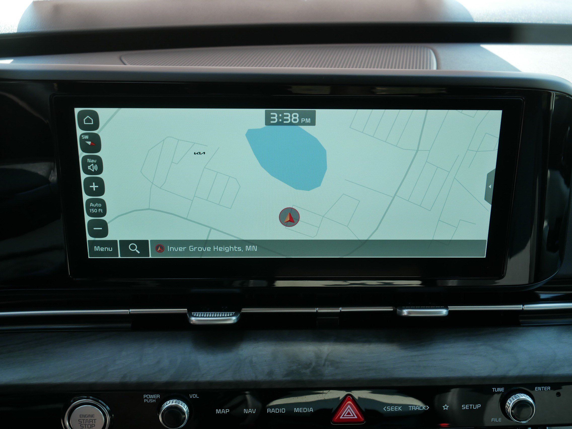 Certified 2024 Kia Carnival EX FWD image 30