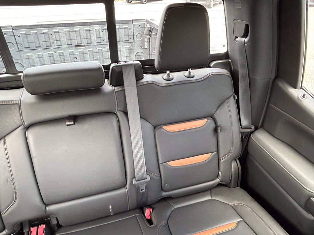 Used 2019 GMC Sierra 1500 AT4 w/ AT4 Premium Package AWD/4WD image 14