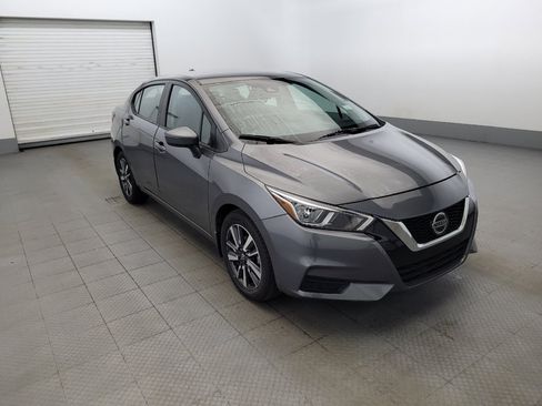 Used 2021 Nissan Versa SV w/ Trunk Package FWD image 13
