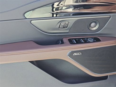 New 2026 Lincoln Nautilus Reserve w/ Jet Appearance Package image 22