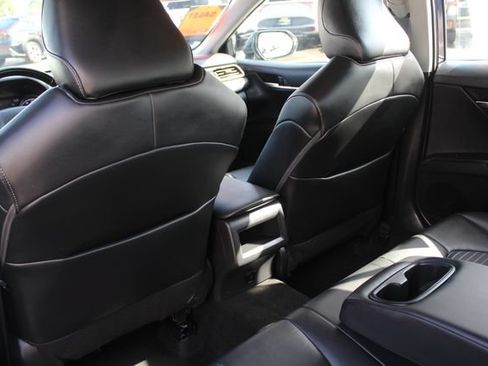 Certified 2022 Toyota Camry SE w/ Convenience Package AWD/4WD image 28
