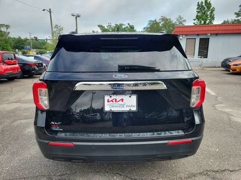 Used 2022 Ford Explorer XLT RWD image 9
