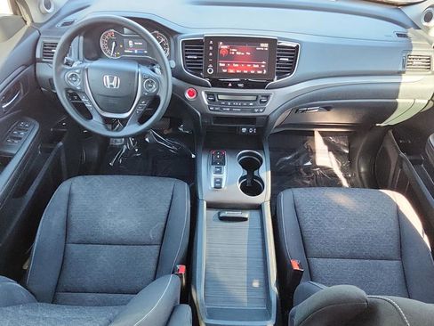 Used 2023 Honda Ridgeline Sport image 18