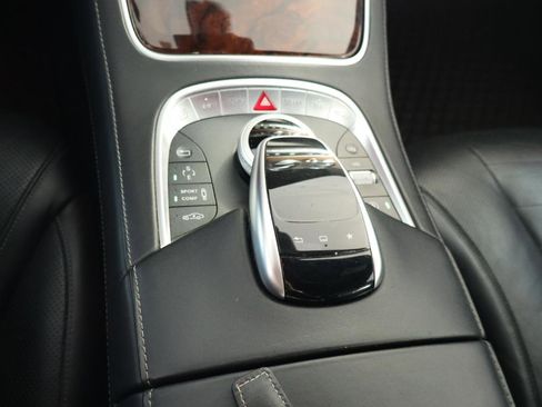 Used 2015 Mercedes-Benz S 550 4MATIC Sedan image 23