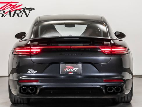 Used 2020 Porsche Panamera GTS image 4