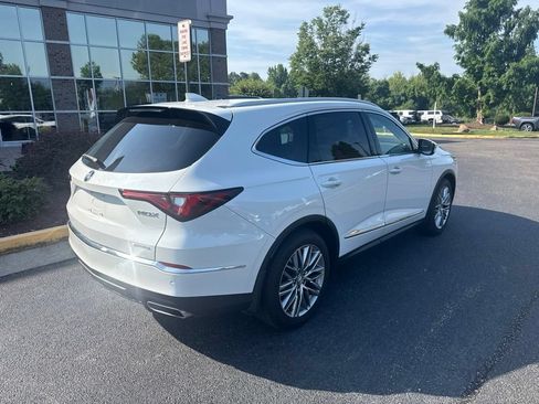 Used 2023 Acura MDX SH-AWD w/ Advance Package image 3