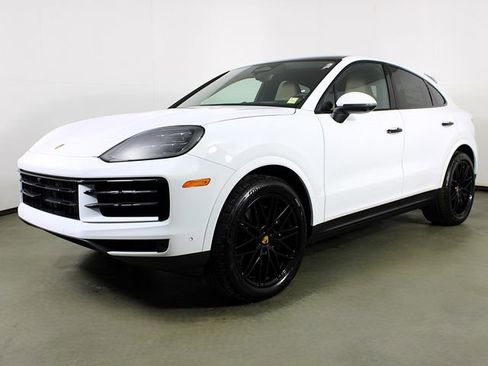 New 2026 Porsche Cayenne Coupe AWD/4WD image 1